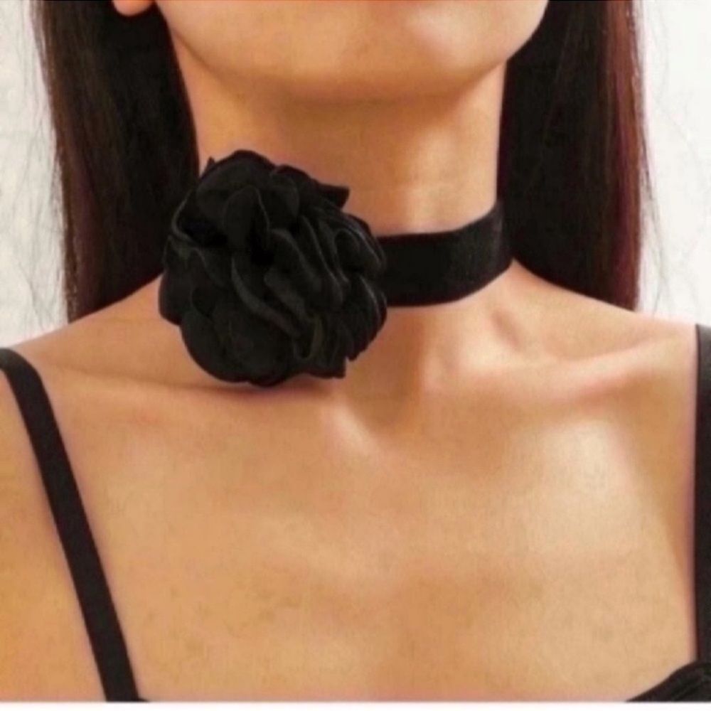 Black Floral Choker Necklace